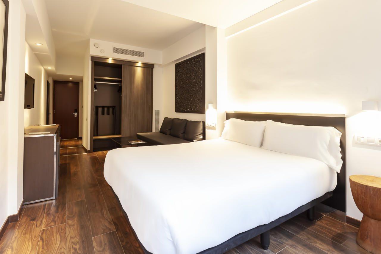 Hotel Derby Barcelona Bagian luar foto