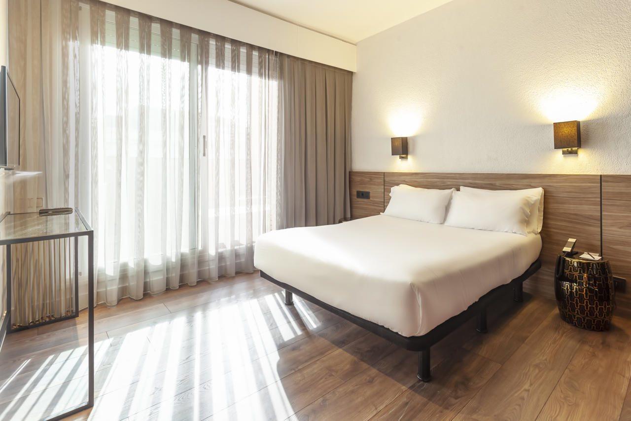 Hotel Derby Barcelona Bagian luar foto