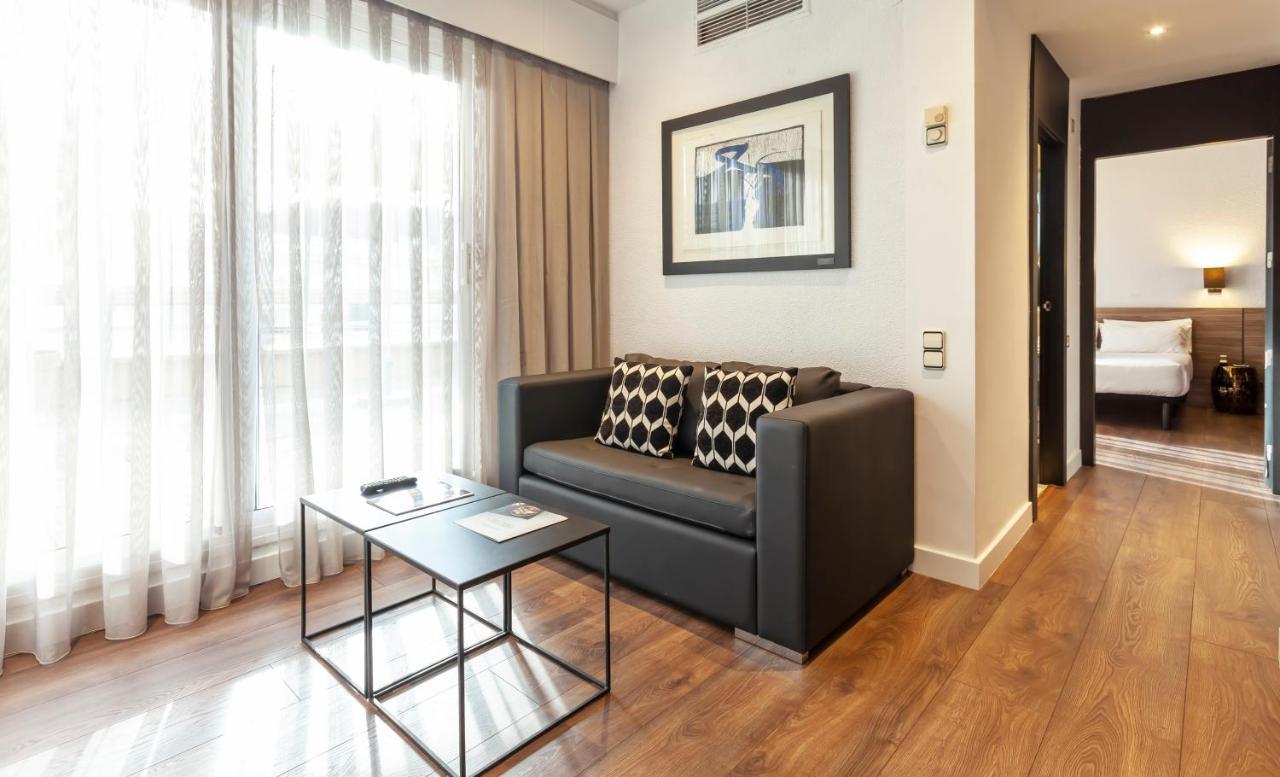 Hotel Derby Barcelona Bagian luar foto